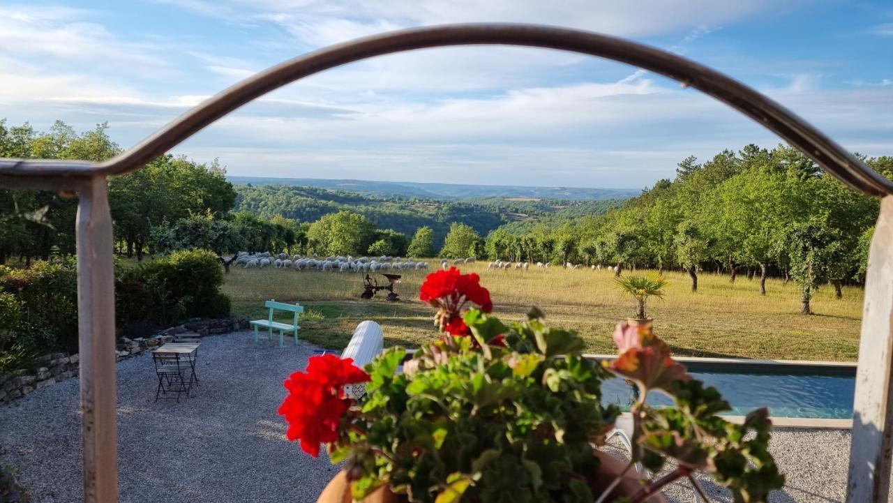 Domaine La Garenne Bed & Breakfast Reilhaguet Dış mekan fotoğraf